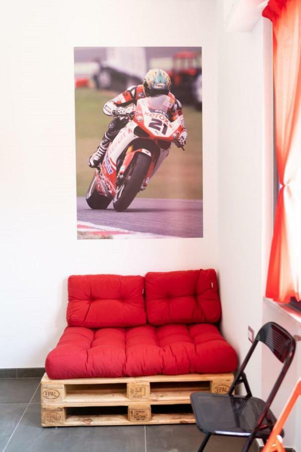 Bed and Breakfast Italian Piston House Sport Moto Rent Millesimo Exterior foto